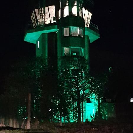 The Tower Apartment Бостън Екстериор снимка